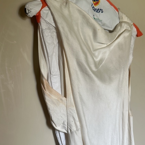 The Bar Max Dress in Blanc - Picture 5 of 9